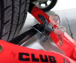 The Club - Tire Claw Security Device